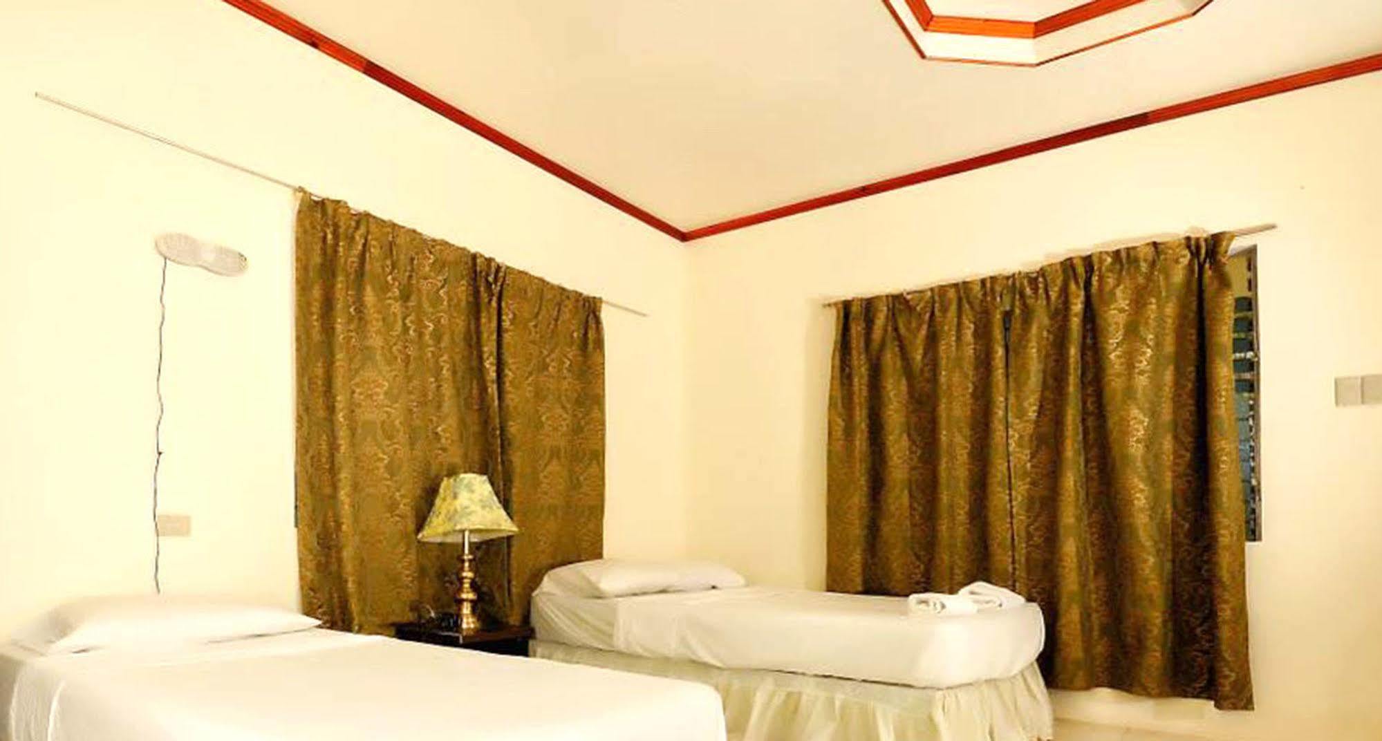 Bano Beach Resort Himensulan Exterior photo